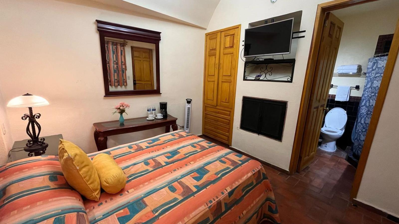 Hotel Antigua Casa De Piedra 산미겔데아옌데 외부 사진